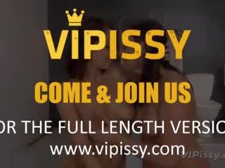 Vipissy - lesbian piss ngombé for brunette babes: adult movie 8c
