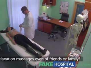 Fakehospital adolescent с убиец тяло заловени на камера получаване на прецака