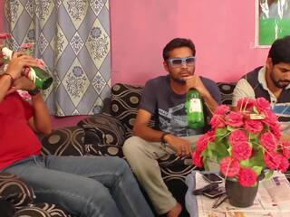 Desi soni priya and swathi naidhu splendid gang bang: dhuwur definisi adult video 3c | xhamster