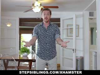 Stepsiblings - stepbro pounds kaniya dalawa Mainit hakbang sisters