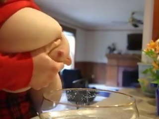 Lielas skaistas sievietes cooking ar krūts piens, bezmaksas bezmaksas krūts x nominālā video vid f3