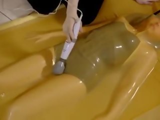 Kigurumi vibrante in vacuum letto 2, gratis sesso 37